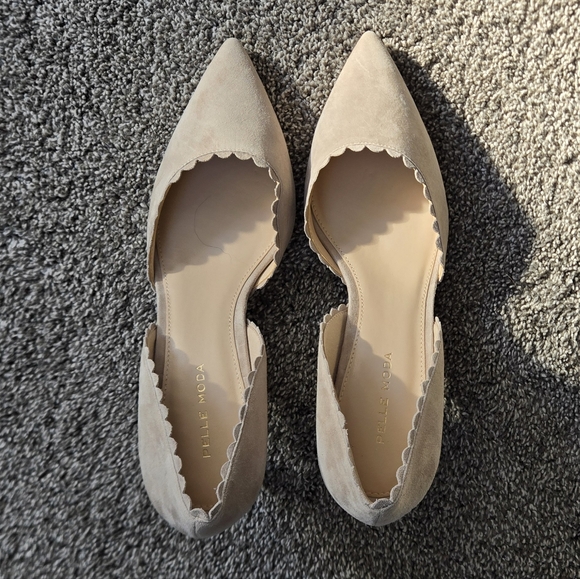 Pelle Moda Kenny Suede Heels with Scallop Trim NEW size 10 - Picture 6 of 10